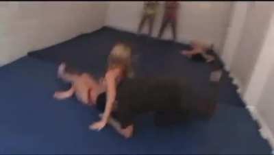 Ya’ll must have forgot about Ivy being one of the baddest bitches on the SKW mats