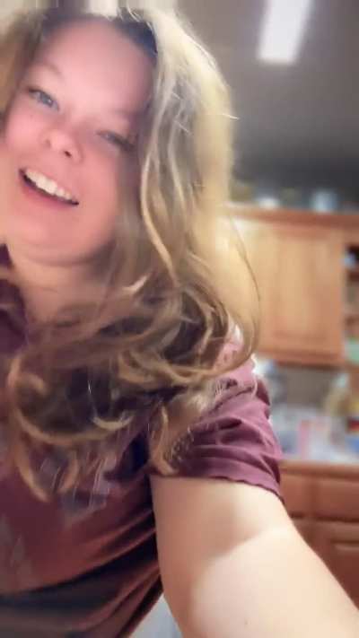 Here&rsquo;s a quick video of my sides tickled. I couldn&rsquo;t stand even a little bit of it😝