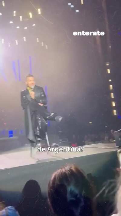 Robbie Williams anoche en Australia hablando del presidente electo Javier Milei