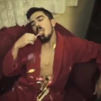 g&uuml;ndem &ouml;zel