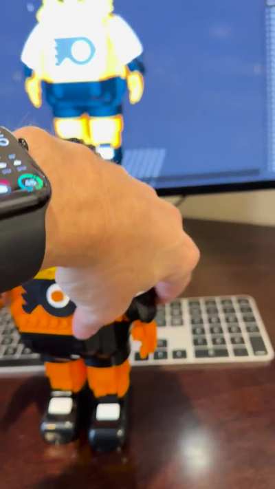 Who would like to build a Lego Gritty?
