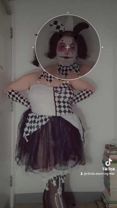CHUBBY SLUTTY CLOWN GIRL TIKTOK