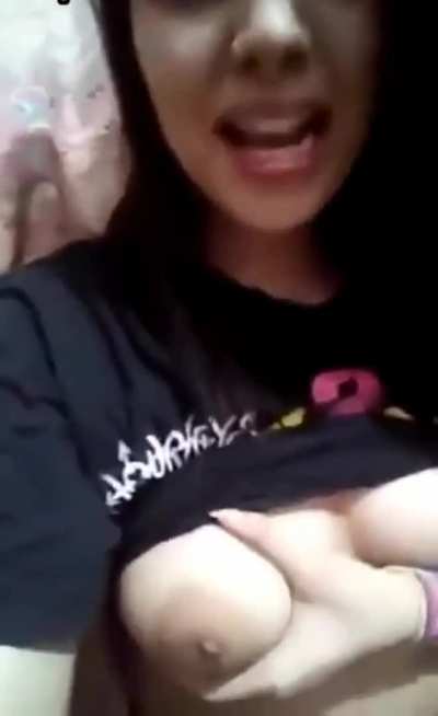 Desi Naughty Girl Asking BF to Feed her B00Bies.. "Mela Babu Dudu Piyega" | Link in Comment