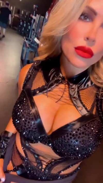 Nattie Neidhart