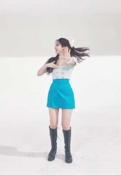 Dahyun Kura Kura