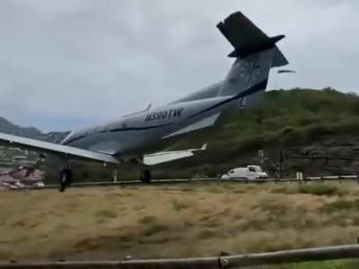 Landing at Gustaf III Airport on the Caribbean island of Saint Barth&eacute;lemy