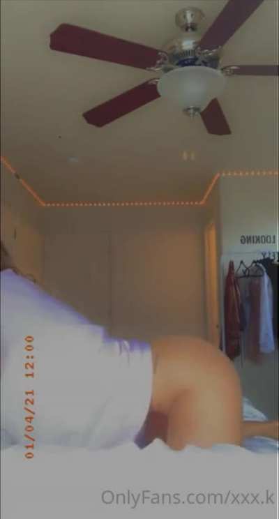 Loves a twerk