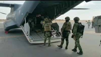 (update) 600 Special Forces Troops Sent To Tamaulipas To Try And Take Back Control Of The City After Arrest And Extradition Of "El Huevo" HDVideo