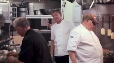 THROWBACK TUESDAY: "Gordon Ramsay didn't provide any help. His burger recipe, lettuce, raw onions, lettuce, elk...No wait, lettuce, raw onions, lettuce, burger, guacamole...Wrong again lettuce, onions, burger, mini carrots...Anyway, fuck it, this guy set 