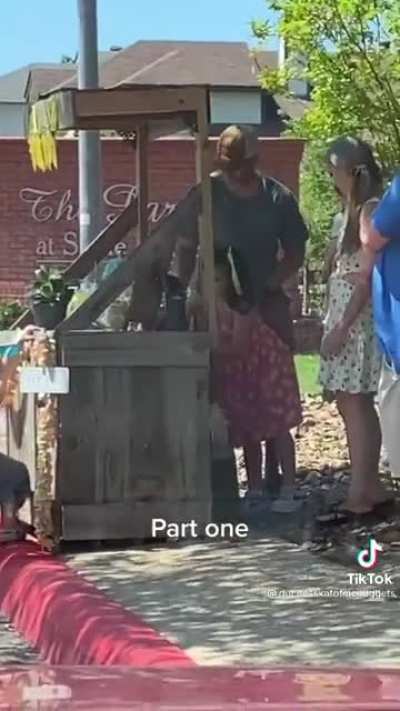 Mom is supportive of her kids&rsquo; stepmother and their family activities
