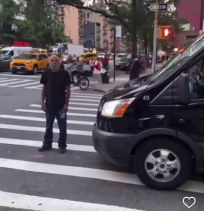 Only in NYC 😂