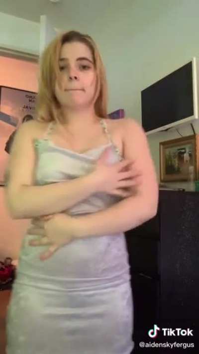 Full plate - sexy , jiggle, side boob, natural , armpit fetish , attitude !!!!  