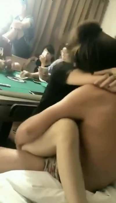 Having some public fun during Mahjong