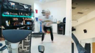xqc when he play Friday night funkin