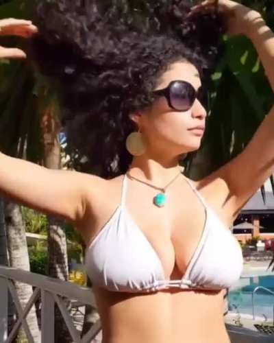 Slo mo titty action