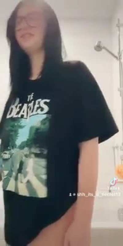 i love chloe she&rsquo;s such a fuckable slut
