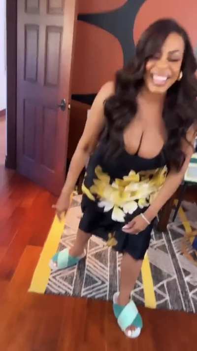 Niecy nash 