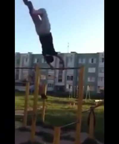 If your squeamish don&rsquo;t watch