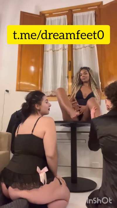soles licking