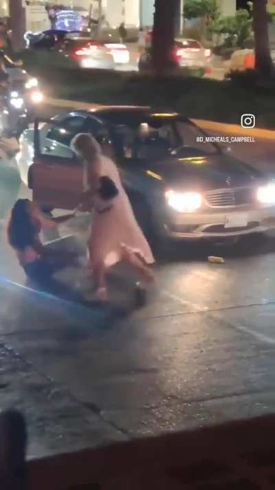 During a road rage incident, a young couple got out of their vehicle to beat up an elderly couple .It didn&rsquo;t work out for the young couple 