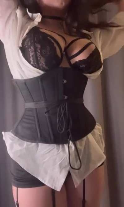 Yennefer Of Vengenberg by MiniLoona