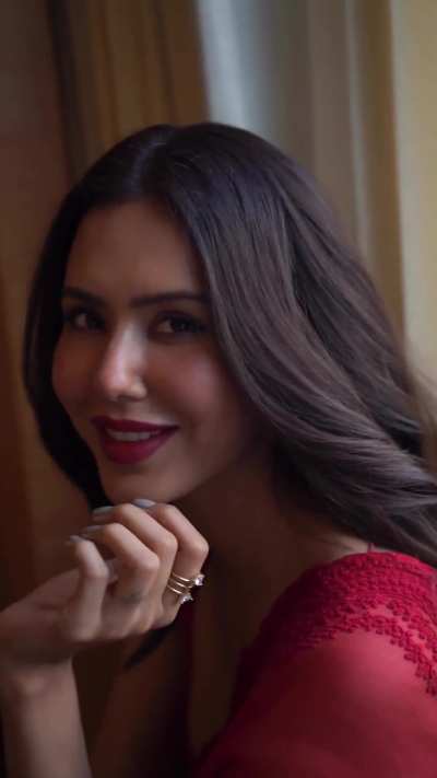 Red hot Sonam 