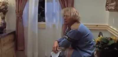 Guy from Dumb &amp;amp; Dumber realizing/remembering something.