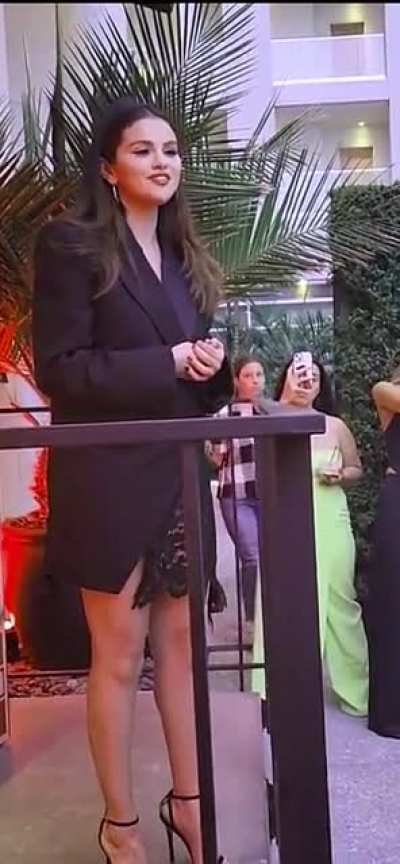 Statuesque