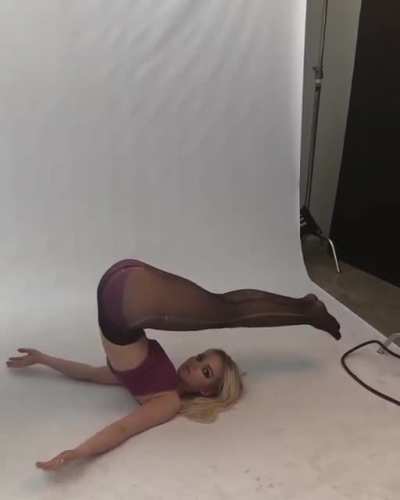 Dove Cameron