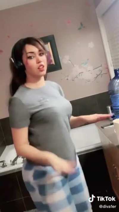 Another girl that I'm attracted to