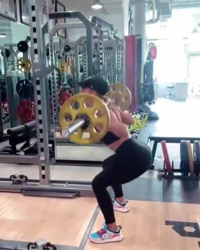 Carmella booty workout