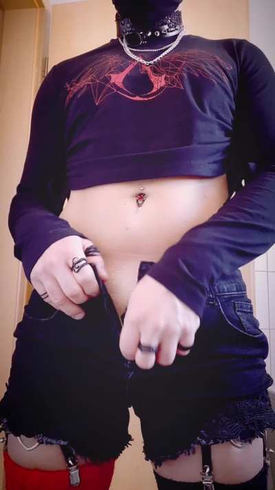 mal ehrlich: w&uuml;rdet ihr nen boy mit bauchnabelpiercing daten :P ?