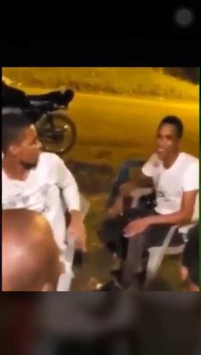 Ni se inmut&oacute; el weon