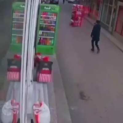 Ordu'da marketten ka&ccedil;an cips reyonu