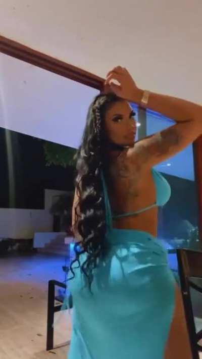 bad bitch alyy