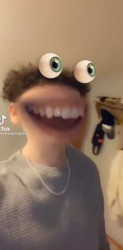 Like yo cu- AHHH