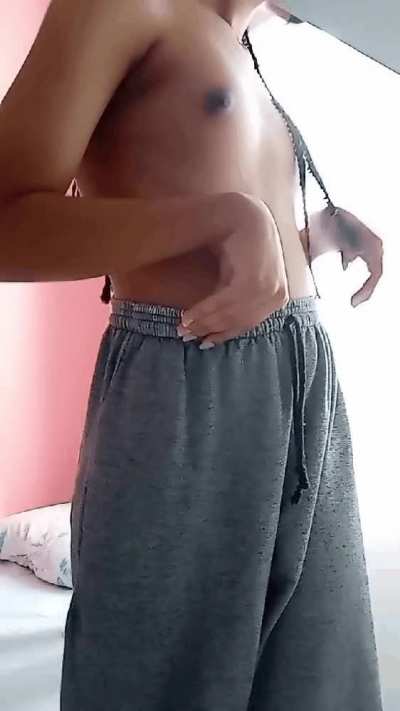 Bunda grande e peitos pequenos, gostam dessa combina&ccedil;&atilde;o?