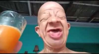 😋