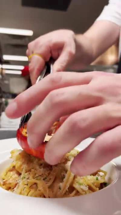 Lobster spaghetti 🦞