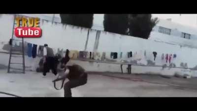FSA fighters come in heavy fighting and take casualties