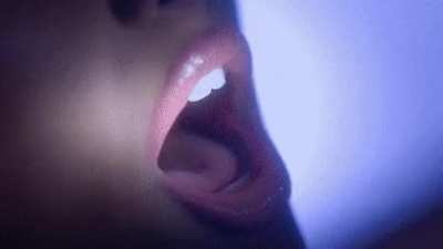 Its amazing how horny this actually makes me