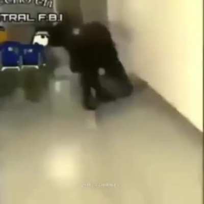 R U S B É
