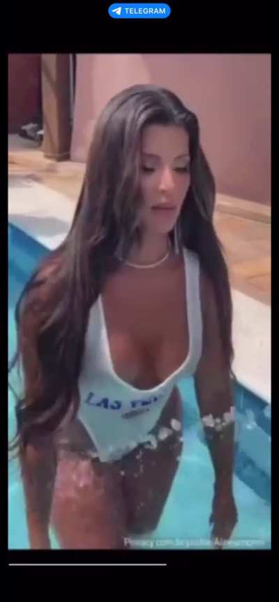 Aline Amorim