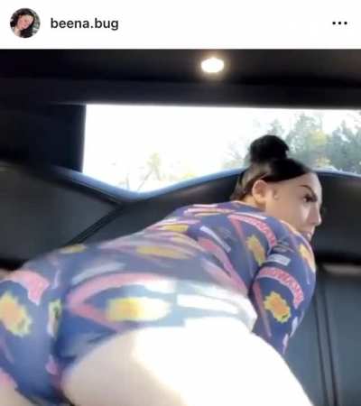 Thick Ghetto Thot Twerkin&rsquo; 🍑
