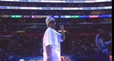 [Highlight] Guapdad 4000 Performs at Halftime in LA - Clippers Vs Rockets - 11/17/23
