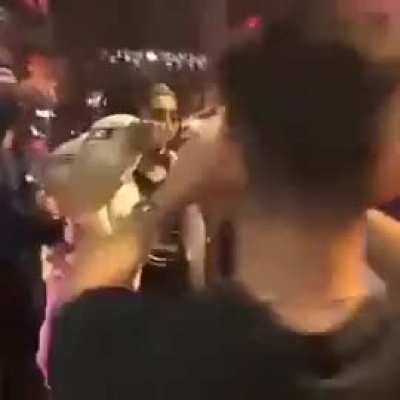 İstanbul trip şanışeri d&ouml;v&uuml;yor