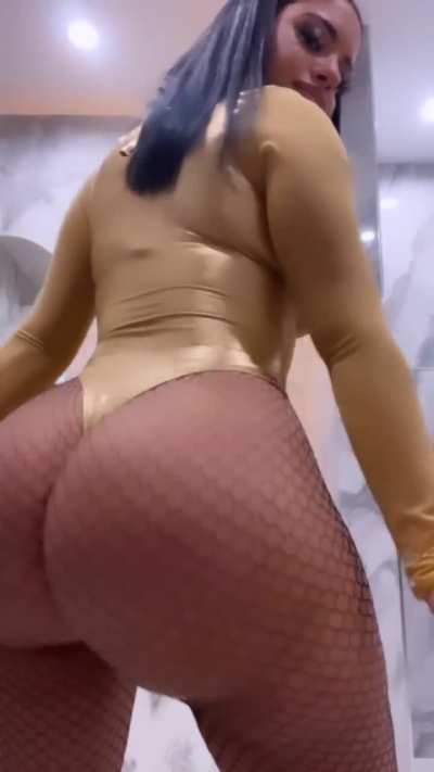 Ass so fat 🍑