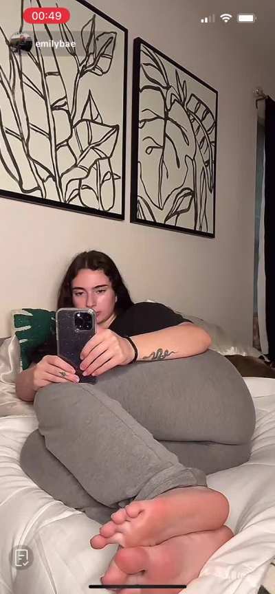 @emilybae523 live rn