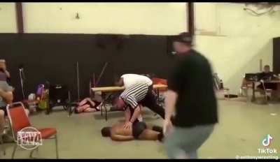 I know how to make you sick fucks laugh.