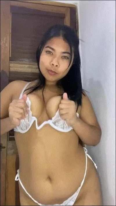 searching for a playmate to fulfill my craving for mind-melting nipple pleasure;)